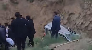 Başkale'de araç şarampole yuvarlandı: 1 ölü