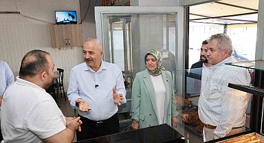 Başkan Büyükgöz: "Şehrimizi birlikte yönetme anlayışıyla hareket ediyoruz"