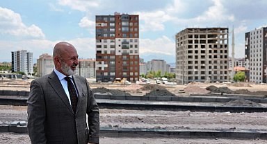 Başkan Çolakbayrakdar: "Kentsel dönüşümle birlikte yaşam alanlarını da inşa ediyoruz"