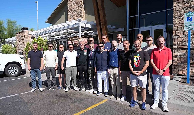 Başkan Hacıosmanoğlu, basın mensuplarıyla bir araya geldi