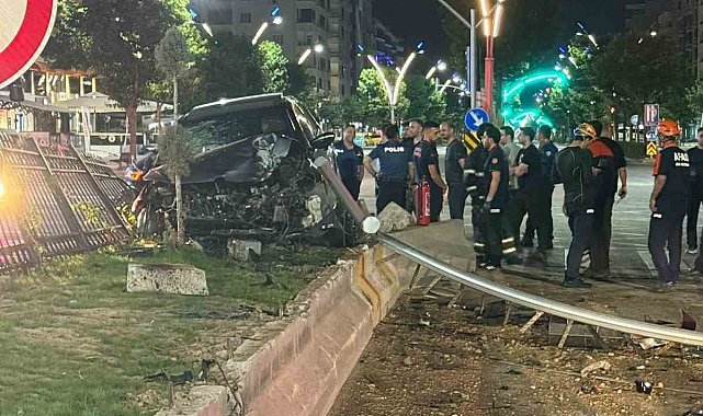 Batman'da araçlar çarpıştı: 3 yaralı