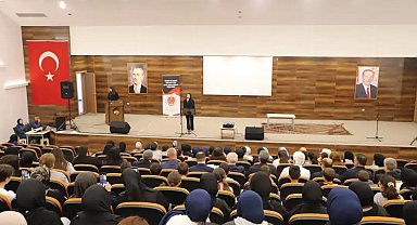Bayburt'ta İstanbul'un fethinin 573. yılı programla kutlandı