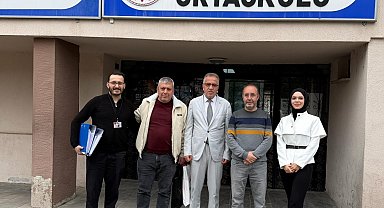 Bayburt'taki okullarda skolyoz taraması yapılıyor