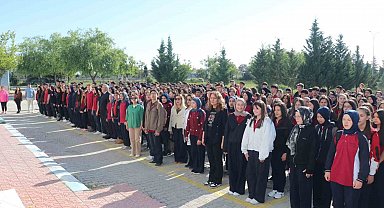 Bayram tatili sonrası eğitim ve öğretim yeniden başladı