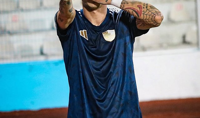 Benhur Keser Erzurumspor'a veda etti