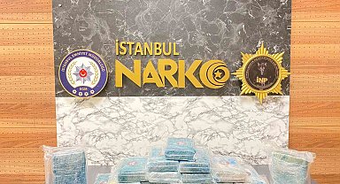 Beylikdüzü'nde taksinin bagajındaki valizde 23 kilogram kokain bulundu: 4 gözaltı