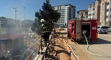 Bilecik'te stadyum inşaat alanında yangın çıktı