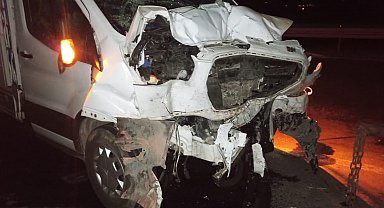 Bitlis'te trafik kazası: 3 yaralı