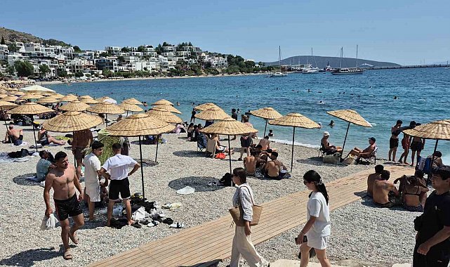 Bodrum'da sahiller doldu taştı