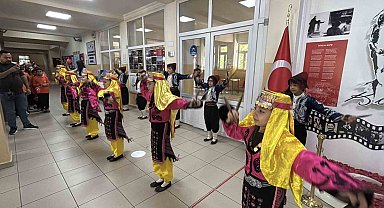 Bolu'da 49 bin 169 öğrenci karne sevinci yaşadı