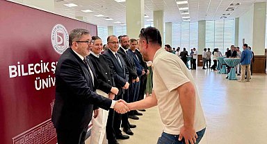 BŞEÜ'de bayramlaşma töreni