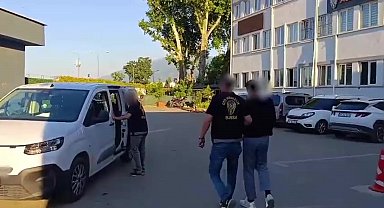 Bursa'da film gibi takip: 150 saatlik kamera incelemesiyle çalınan 3 araç bulundu, 2 hırsız tutuklandı