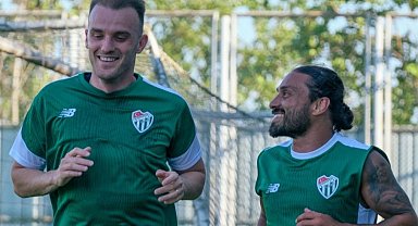 Bursaspor sezonun ilk antrenmanını yaptı