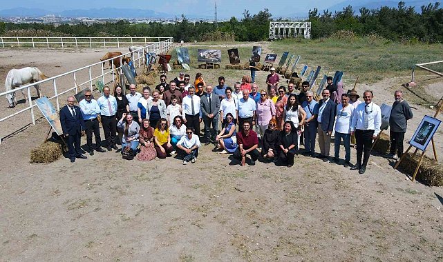 BUÜ'de bilim ve sanat "Atın Asaletinde" buluştu
