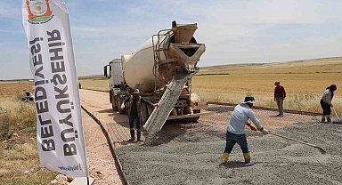 Büyükşehir, 3 ilçeyi beton yolla birbirine bağlıyor