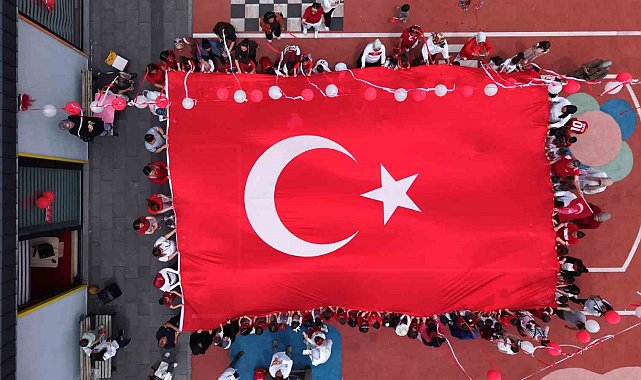 Büyükşehirin çocuk kütüphanesi miniklerinden a milli takıma yürekleri ısıtan destek