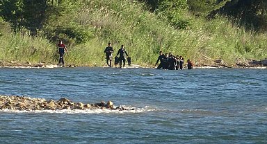 Çanakkale'de denizde kaybolan 14 yaşındaki kızın cansız bedenine ulaşıldı