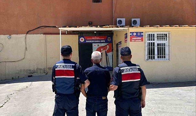 Çanakkale'de hakkında 26 yıl 5 ay 7 gün kesinleşmiş hapis cezası bulunan şüpheli yakalandı