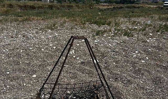 Caretta Caretta yuvasının üzerinde mangal ateşi yaktılar