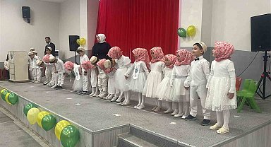 Çavdarhisar'da 4-6 Yaş Kur'an Kursu öğrencilerinden yılsonu gösterisi