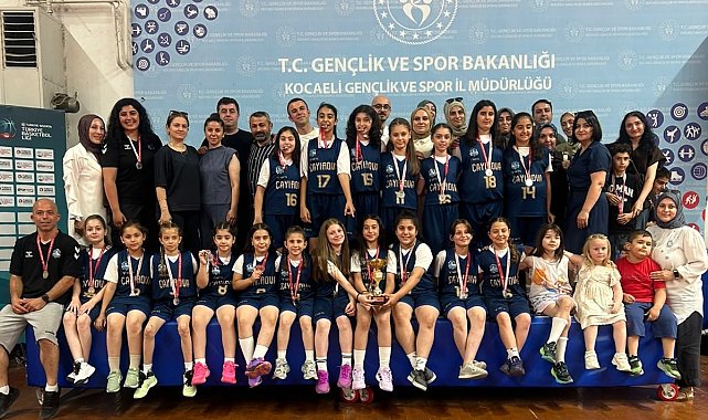 Çayırova'nın genç sporcularından atletizm ve basketbolda başarı yağmuru