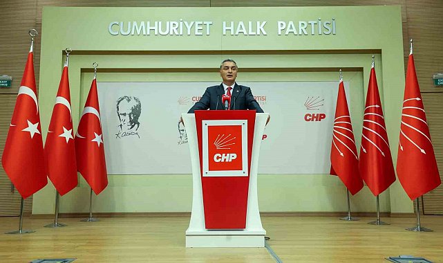 CHP Antalya ve Kayseri il başkanları görevden alındı