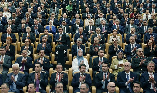 Cumhurbaşkanı Erdoğan: "Gardımızı indirdiğimiz, rehavete kapıldığımız anda bize bu topraklarda hayat hakkı tanımazlar"