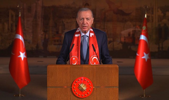 Cumhurbaşkanı Erdoğan'dan A Milli Takım'a destek mesajı: "Mücadeleyi bırakmadığınızda Türkiye için neleri başardığınıza defalarca şahit olduk"