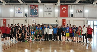 Denizli Büyükşehir Master Cup +35'te kupalar sahiplerini buldu