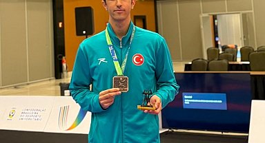 Denizlili Batuhan karate dünya üçüncüsü oldu