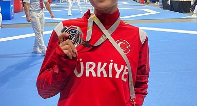 Denizlili sporcu Almanya'dan gümüş madalya ile döndü