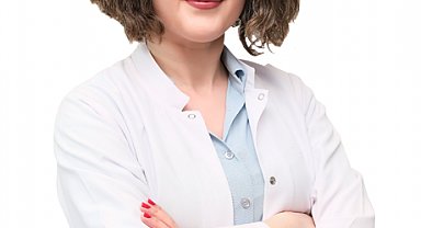 Dermatoloji uzmanı uyardı: "Bronz ten sağlıklı bir görüntü değildir"
