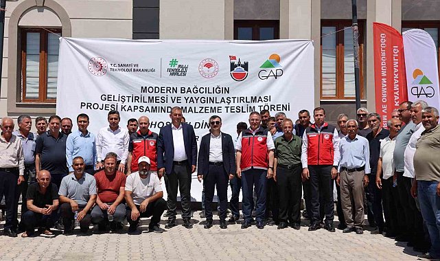Dicle'de çiftçilere yüzde 50 hibeli tarım aletleri dağıtıldı