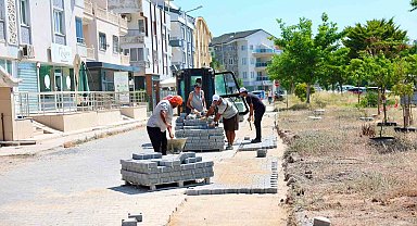 Didim Belediyesi'nden Efeler ve Yeni Mahalle'de yol bakım ve onarım çalışması