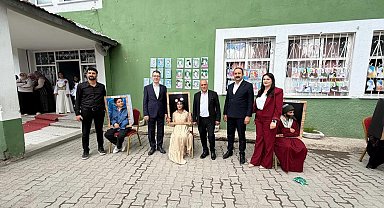 Diyadin'de öğrencilerin eserleri sergilendi