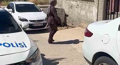 Diyarbakır'da yanlış okula giden öğrenci, 1 dakika kala sınava yetiştirildi