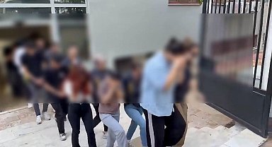 Diyarbakır'da yasa dışı bahis operasyonu: 6 milyarlık işlem hacmi tespit edildi, 24 kişi tutuklandı