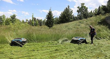 Diyarbakır'da yeni nesil ot biçme robotları sahada