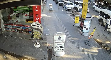 Doğum günü pastasını alır almaz kurşun yağmuruna tutuldu: O anlar kamerada
