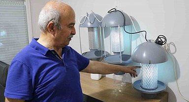 Domates güvesi, mantar sineği ve elma iç kurduna ışık tuzağı
