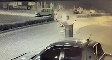 Dönüş yapan motosiklete çarptı, olay yerinden kaçtı: 1 yaralı