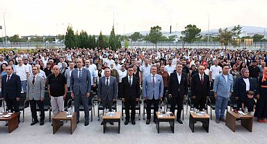 DOSTEK Kolejinde 228 öğrenci mezuniyet heyecanı yaşadı