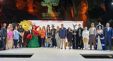Dülük Antik Kenti, 'Moda Tasarım Haftası' defilesine ev sahipliği yaptı