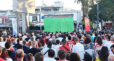 Dünya Kupası heyecanı Bodrum Meydanı'na taşındı