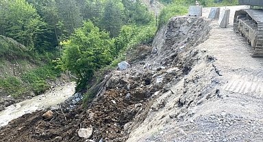 Düzce'de aşırı yağışlar heyelana neden oluyor
