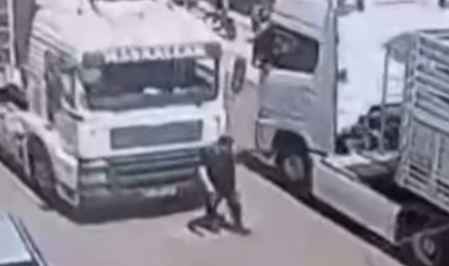 Edirne'de tırın altında kalan yaya hayatını kaybetti