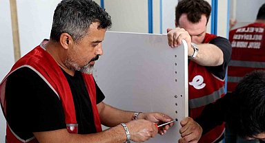 Efeler Sosyal Yardım Ağı vatandaşların ihtiyaçlarını karşılıyor