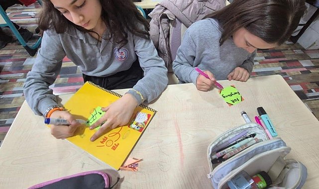 Eğitimde sınırlar kalktı, 7 ülkeden öğrenciler Bursa'dan dünyaya mutluluk köprüsü kurdu