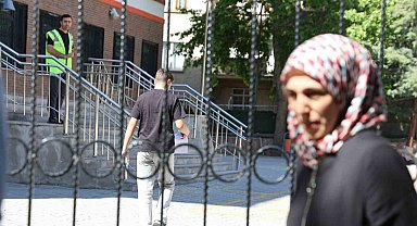 Elazığ'da LGS maratonu başladı: 7 bin 729 öğrenci geleceği için ter döküyor