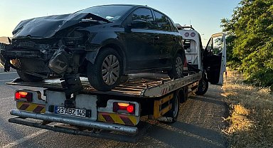 Elazığ'da otomobil şarampole uçtu: 1 yaralı